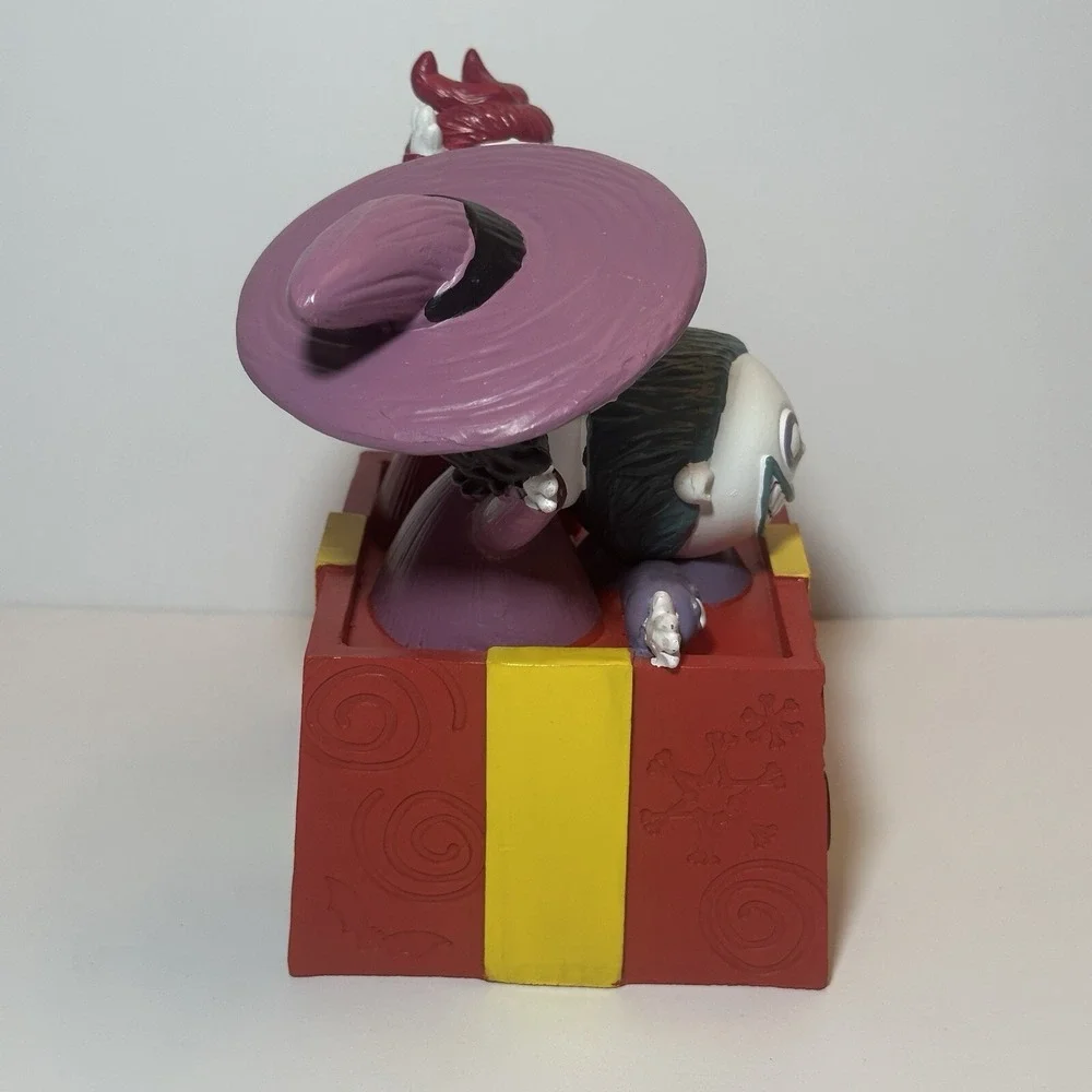 Nightmare Before Christmas Lock Shock Barrel Christmas‎ Present Table Disneys